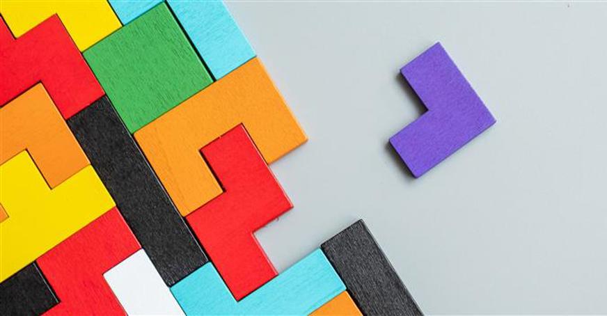 Cololurful geometric shape