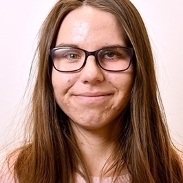 Zuzana Osifová, winner of the Science Communication Prize written category in 2022